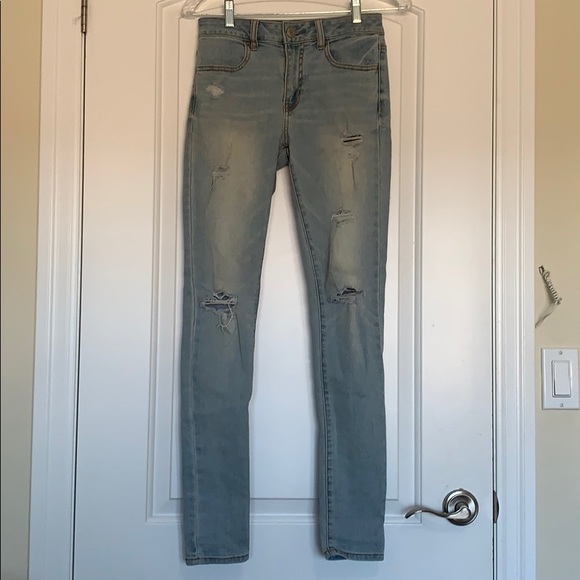 Light wash ripped jeans - Picture 1 of 7